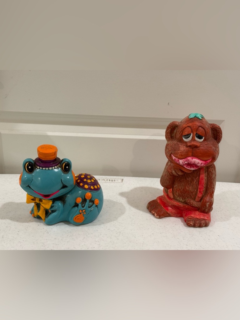 Vintage Ceramic Coin Bank Set ~ 2 Included ~ HTF/ RARE - Picture 2 of 9